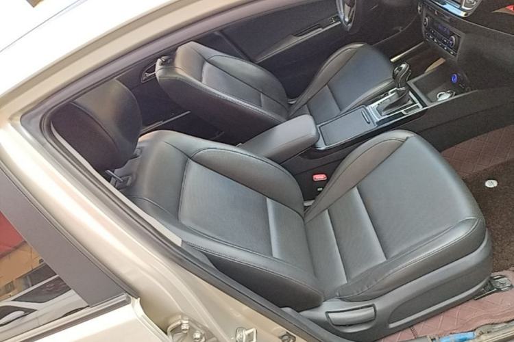 Used Hyundai Mistra 2014 1.8L Automatic Smart GLS Right Front Seat