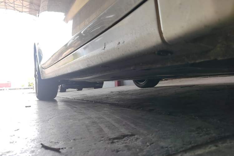 Used Hyundai Mistra 2014 1.8L Automatic Deluxe DLX Model Right Side Sill