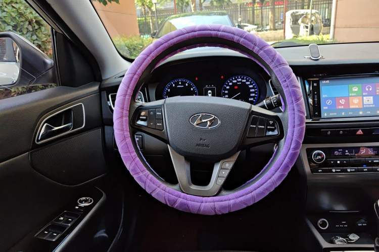 Used Hyundai Mistra 2014 1.8L Automatic Smart GLS Steering Wheel