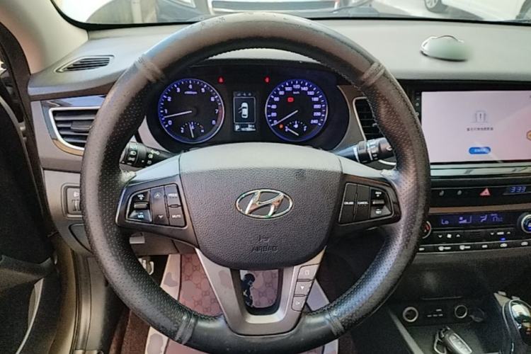 Used Hyundai Mistra 2014 1.8L Automatic Smart GLS Steering Wheel