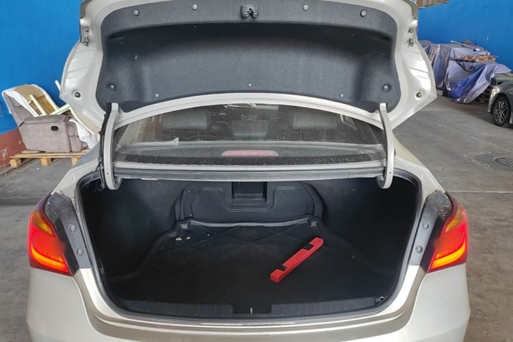 Used Hyundai Mistra 2014 1.8L Automatic Deluxe DLX Model Trunk