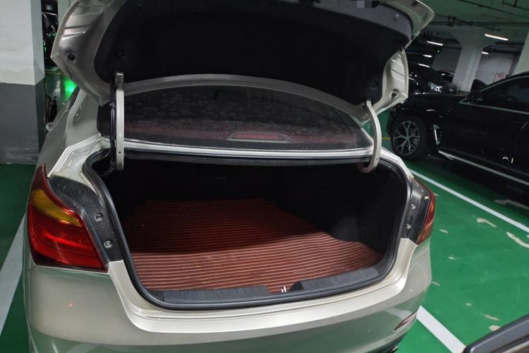 Used Hyundai Mistra 2014 1.8L Automatic Deluxe DLX Model Trunk