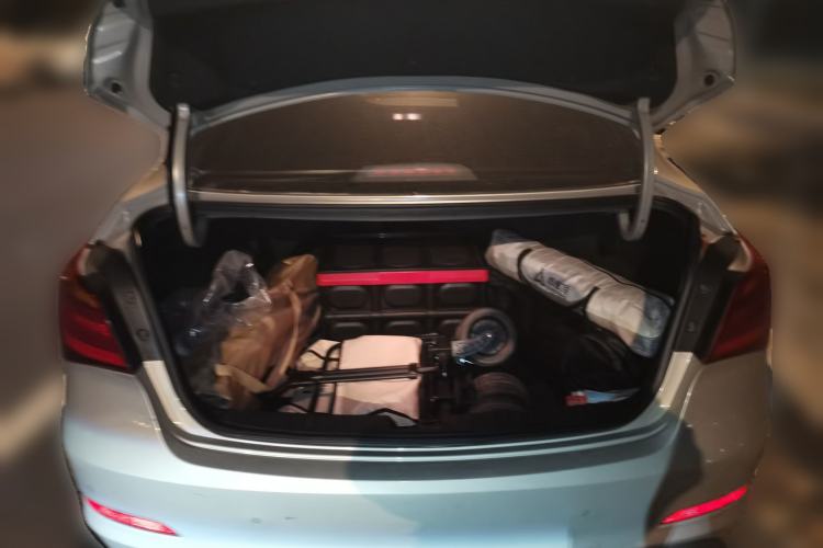 Used Hyundai Mistra 2014 1.8L Automatic Smart GLS Trunk