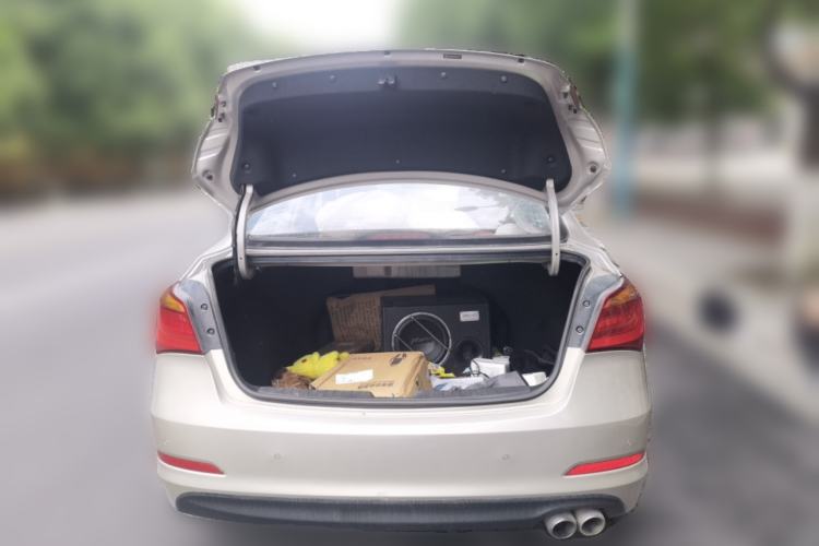 Used Hyundai Mistra 2014 1.8L Automatic Deluxe DLX Model Trunk