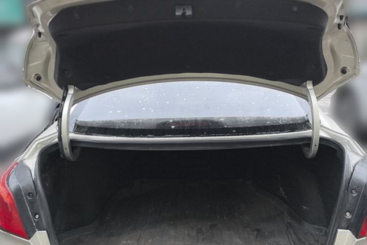 Used Hyundai Mistra 2014 1.8L Automatic Smart GLS Trunk