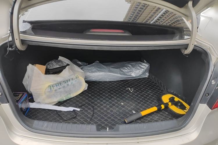 Used Hyundai Mistra 2014 1.8L Automatic Smart GLS Trunk