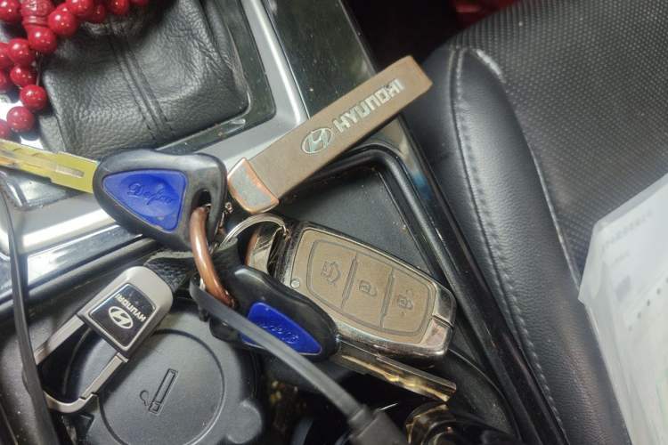 Used Hyundai Mistra 2014 1.8L Automatic Smart GLS Vehicle Key