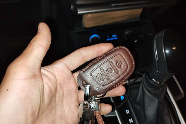 Used Hyundai Mistra 2014 1.8L Automatic Smart GLS Vehicle Key