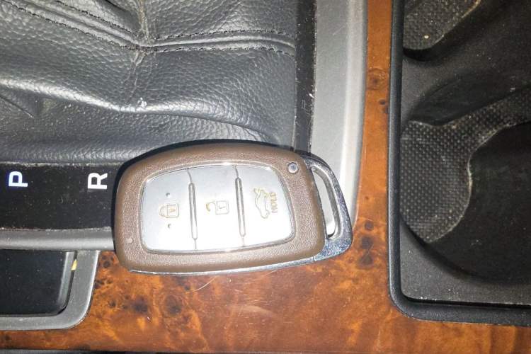 Used Hyundai Mistra 2014 1.8L Automatic Deluxe DLX Model Vehicle Key