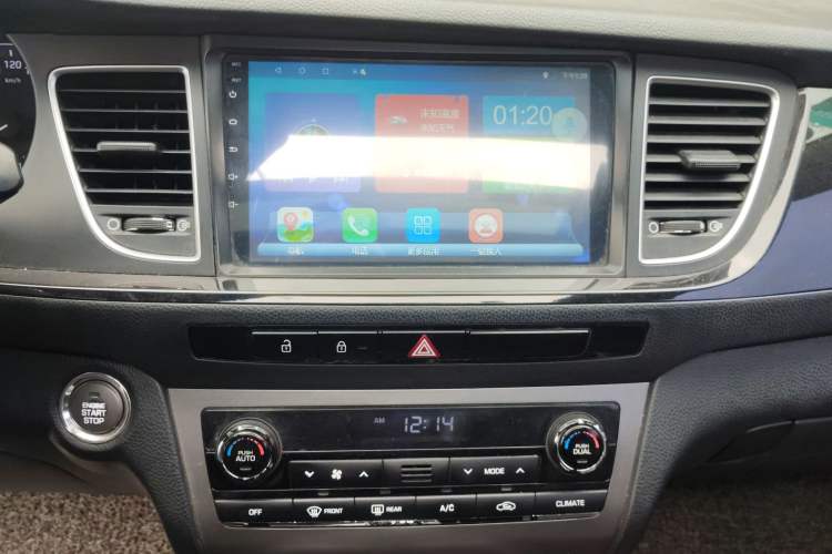 Used Hyundai Mistra 2016 1.8L Automatic Smart GLS Audio And AC Panel