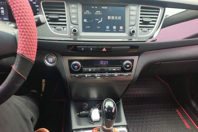 Used Hyundai Mistra 2016 1.8L Automatic Smart GLS Audio And AC Panel