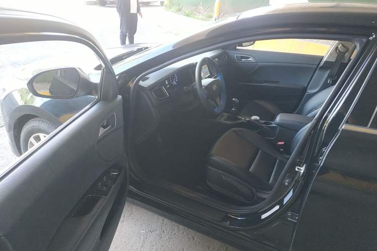 Used Hyundai Mistra 2016 1.8L Manual Comfort GL Model Driver Seat