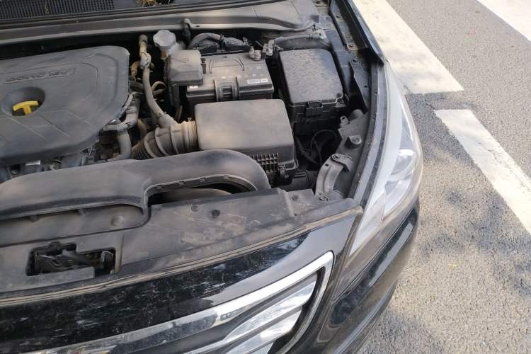 Used Hyundai Mistra 2016 1.8L Automatic Smart GLS Engine Bay Left