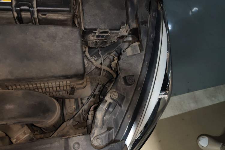 Used Hyundai Mistra 2016 1.8L Automatic Smart GLS Engine Bay Left