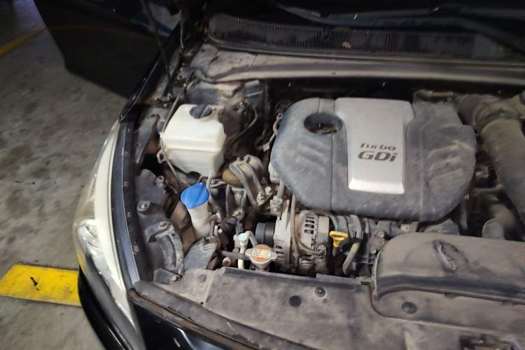 Used Hyundai Mistra 2016 1.6T Automatic Flagship TOP Model Engine Bay Right