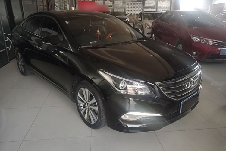 Used Hyundai Mistra 2016 1.8L Automatic Smart GLS Front Right 45 Deg