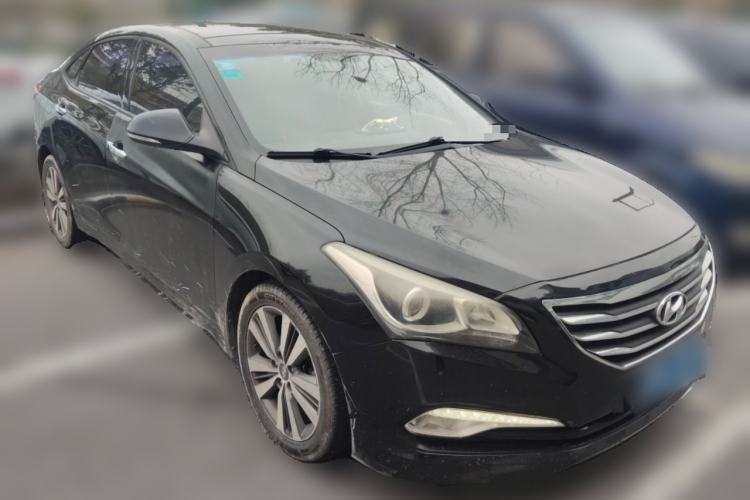Used Hyundai Mistra 2016 1.8L Automatic Smart GLS Front Right 45 Deg
