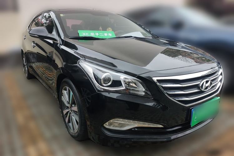 Used Hyundai Mistra 2016 1.8L Automatic Smart GLS Front Right 45 Deg
