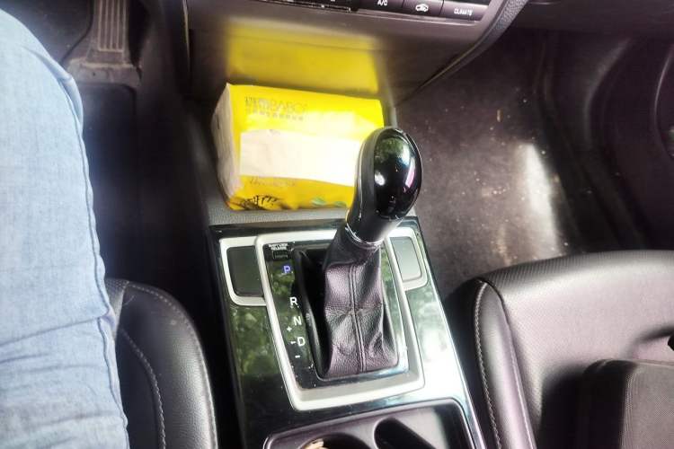 Used Hyundai Mistra 2016 1.8L Automatic Deluxe DLX Model Gear Lever