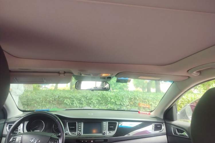 Used Hyundai Mistra 2016 1.8L Automatic Deluxe DLX Model Headliner
