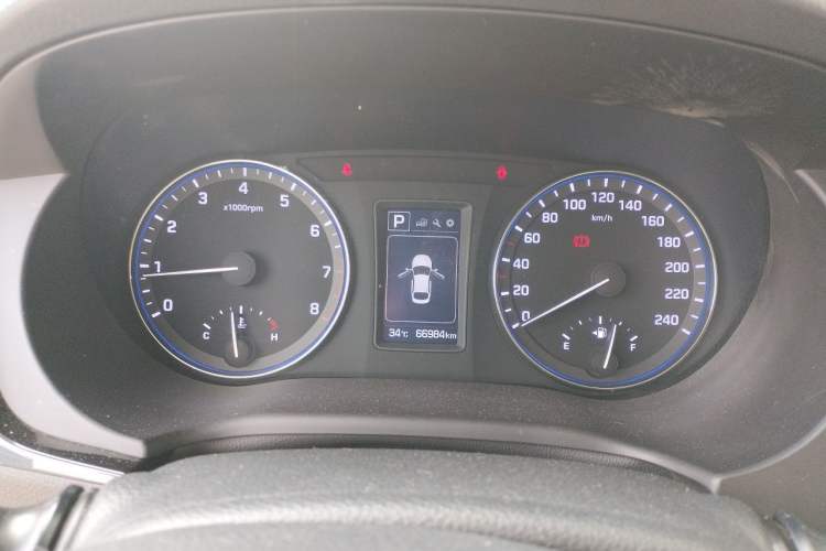 Used Hyundai Mistra 2016 1.8L Automatic Smart GLS Instrument Cluster