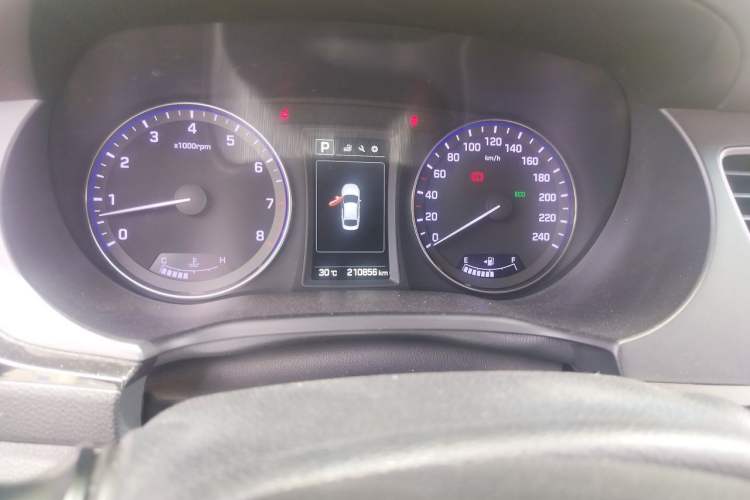 Used Hyundai Mistra 2016 1.8L Automatic Deluxe DLX Model Instrument Cluster