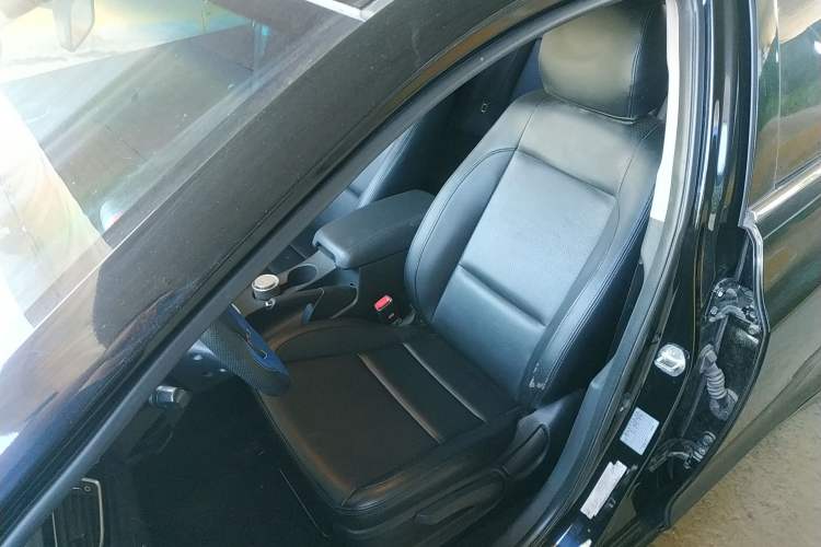 Used Hyundai Mistra 2016 1.8L Manual Comfort GL Model Left Front Seat