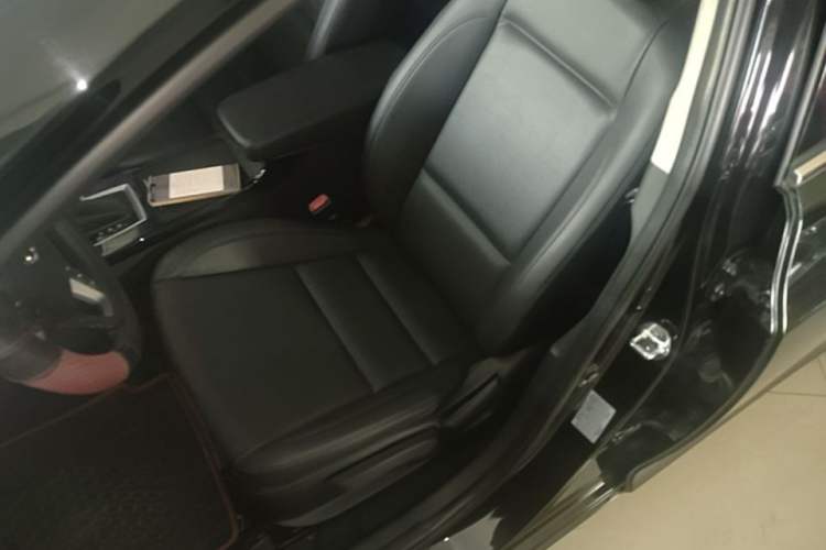 Used Hyundai Mistra 2016 1.8L Automatic Smart GLS Left Front Seat