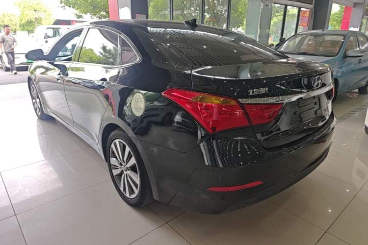Used Hyundai Mistra 2016 1.8L Automatic Deluxe DLX Model Rear Left 45 Deg