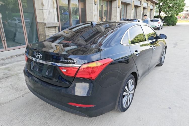 Used Hyundai Mistra 2016 1.8L Automatic Smart GLS Rear Right 45 Deg