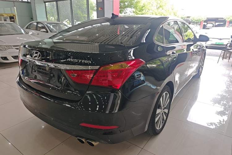 Used Hyundai Mistra 2016 1.8L Automatic Deluxe DLX Model Rear Right 45 Deg