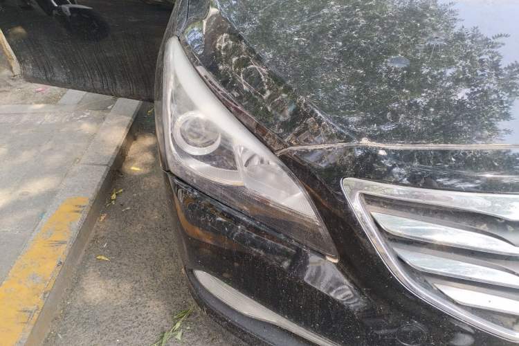 Used Hyundai Mistra 2016 1.8L Automatic Smart GLS Right Front Headlight