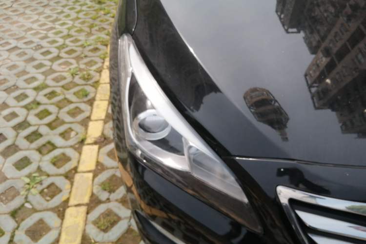 Used Hyundai Mistra 2016 1.8L Automatic Smart GLS Right Front Headlight