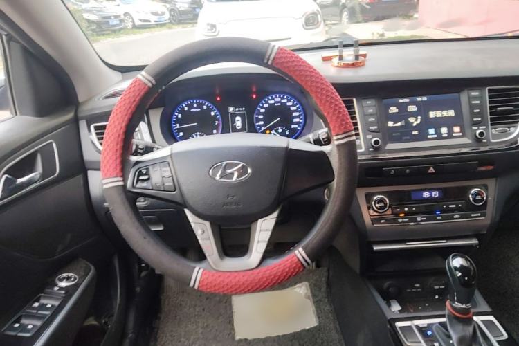 Used Hyundai Mistra 2016 1.8L Automatic Smart GLS Steering Wheel
