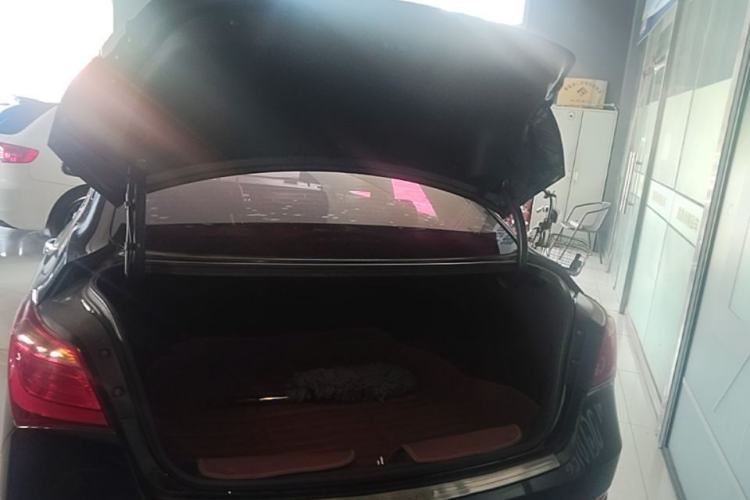 Used Hyundai Mistra 2016 1.8L Automatic Smart GLS Trunk