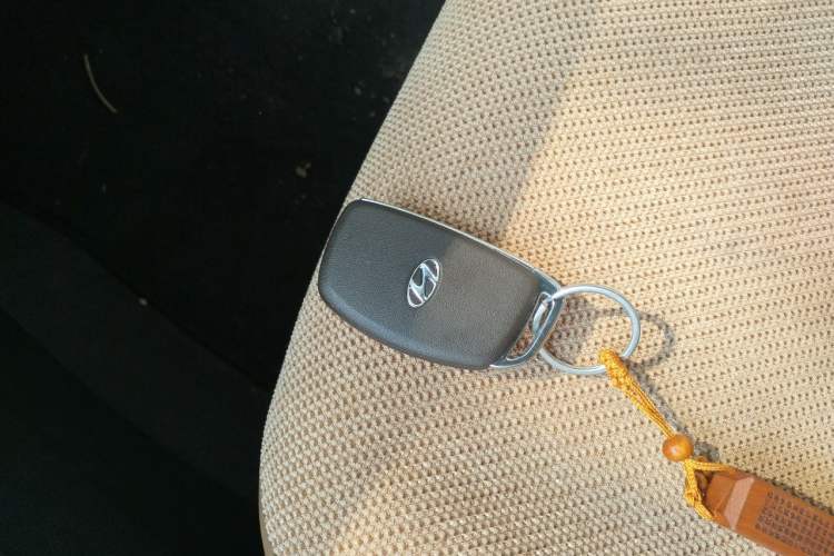 Used Hyundai Mistra 2016 1.8L Automatic Smart GLS Vehicle Key
