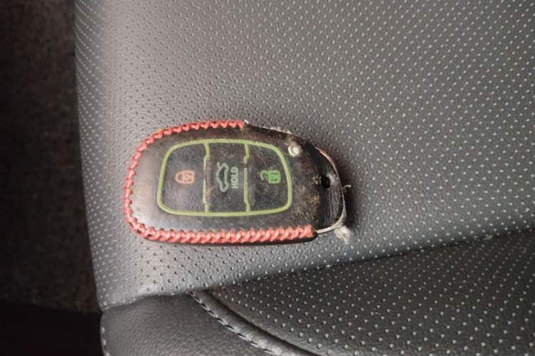 Used Hyundai Mistra 2016 1.8L Automatic Smart GLS Vehicle Key