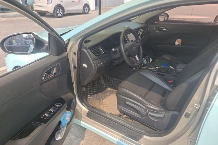 Used Hyundai Mistra 2016 1.8L Automatic Smart GLS Driver Seat