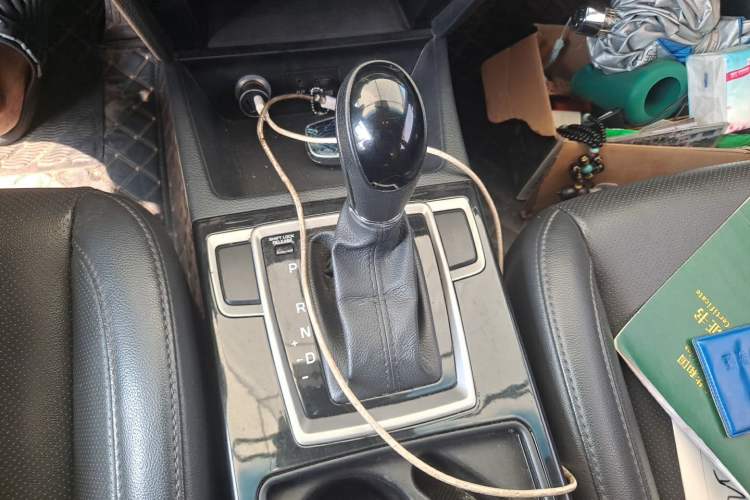 Used Hyundai Mistra 2016 1.8L Automatic Smart GLS Gear Lever
