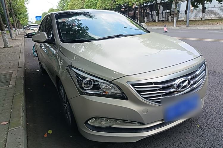 Used Hyundai Mistra 2016 1.6T Automatic Smart GLS Front Right 45 Deg