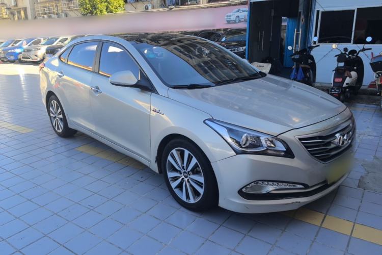 Used Hyundai Mistra 2016 1.6T Automatic Smart GLS Front Right 45 Deg