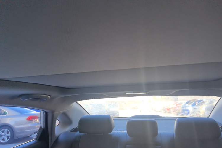 Used Hyundai Mistra 2016 1.6T Automatic Smart GLS Headliner