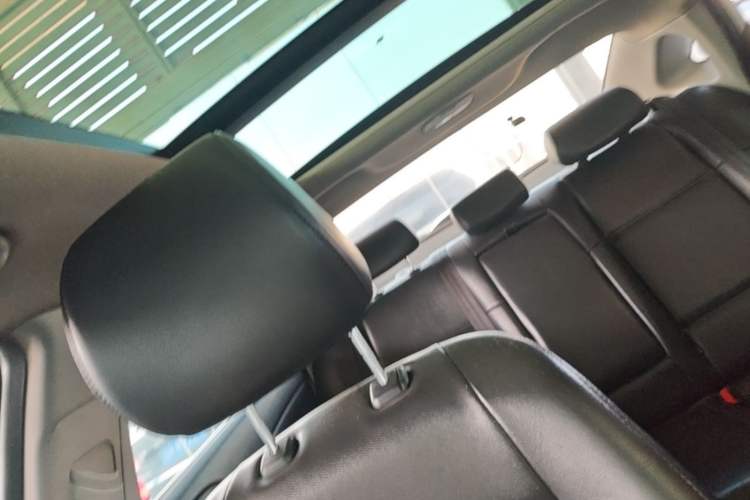 Used Hyundai Mistra 2016 1.8L Automatic Smart GLS Headliner