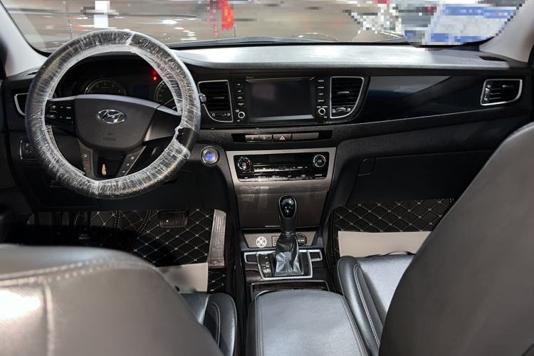 Used Hyundai Mistra 2016 1.8L Automatic Smart GLS Interior 3
