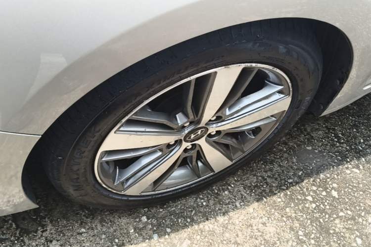 Used Hyundai Mistra 2016 1.6T Automatic Flagship TOP Model Left Front Wheel Hub