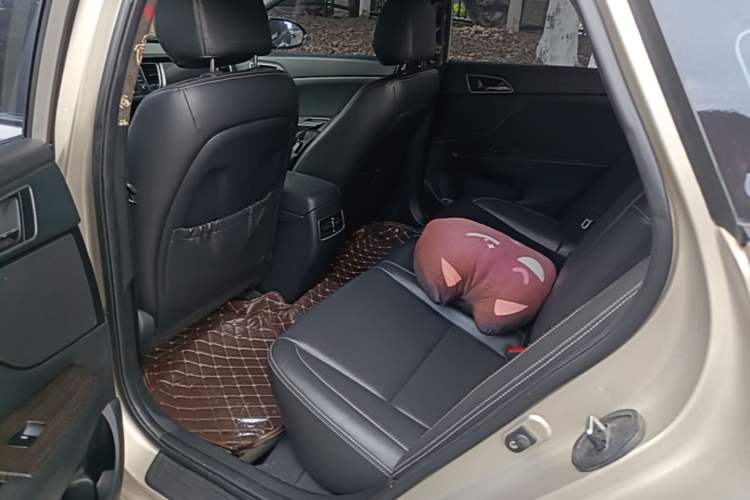 Used Hyundai Mistra 2016 1.6T Automatic Smart GLS Left Rear Seat