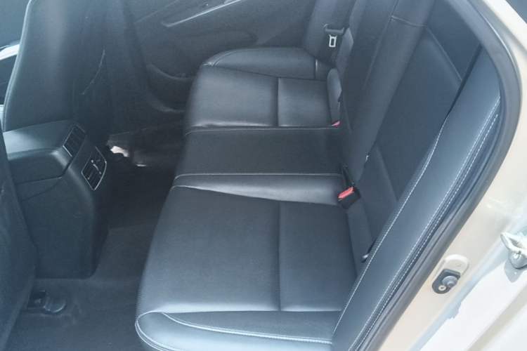 Used Hyundai Mistra 2016 1.6T Automatic Flagship TOP Model Left Rear Seat