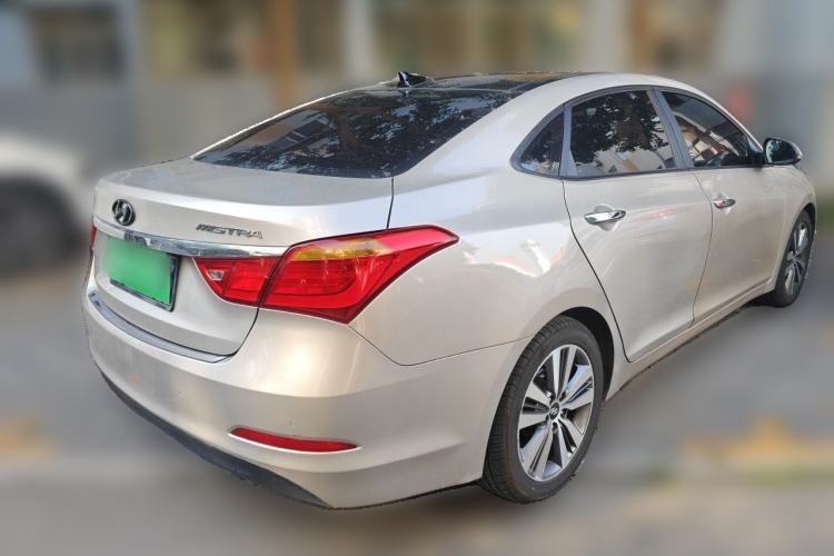Used Hyundai Mistra 2016 1.8L Automatic Smart GLS Rear Right 45 Deg