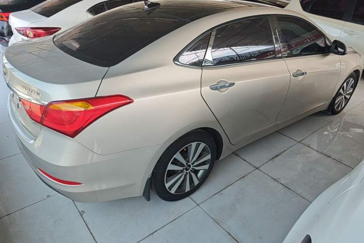 Used Hyundai Mistra 2016 1.8L Automatic Smart GLS Rear Right 45 Deg