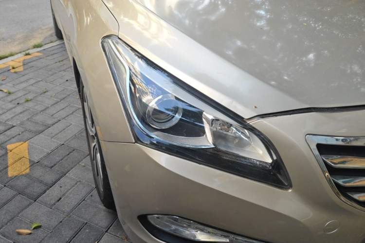 Used Hyundai Mistra 2016 1.8L Automatic Smart GLS Right Front Headlight